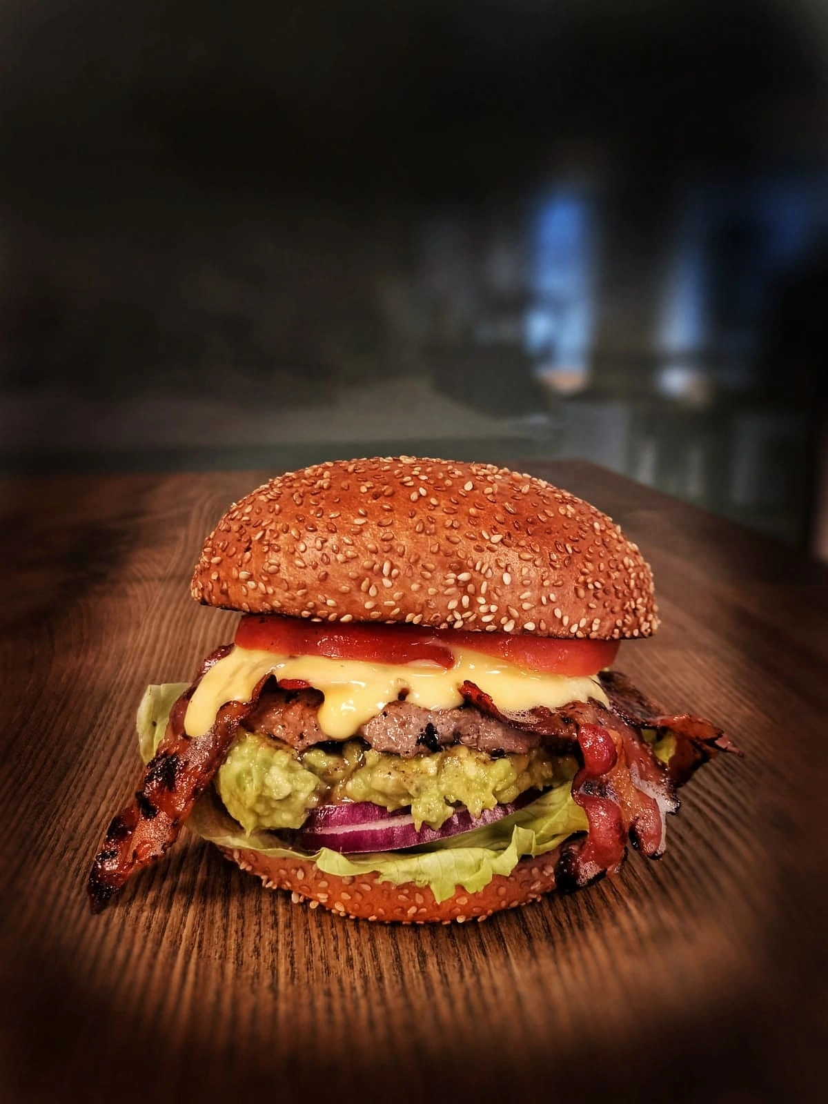 Avocado Aktionsburger im Sommer bei Black Forest Burger